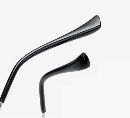 Voyez de près, de loin et tout ce qu’il y a entre les deux avec Coeurva OptiReaders Pro